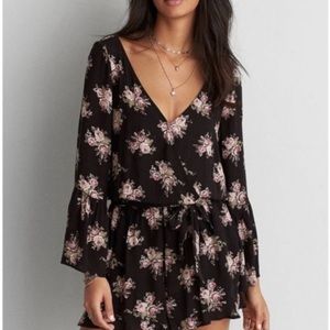 American Eagle floral bell sleeve romper